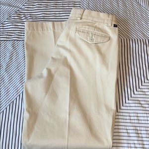 EUC Men’s Dockers khakis